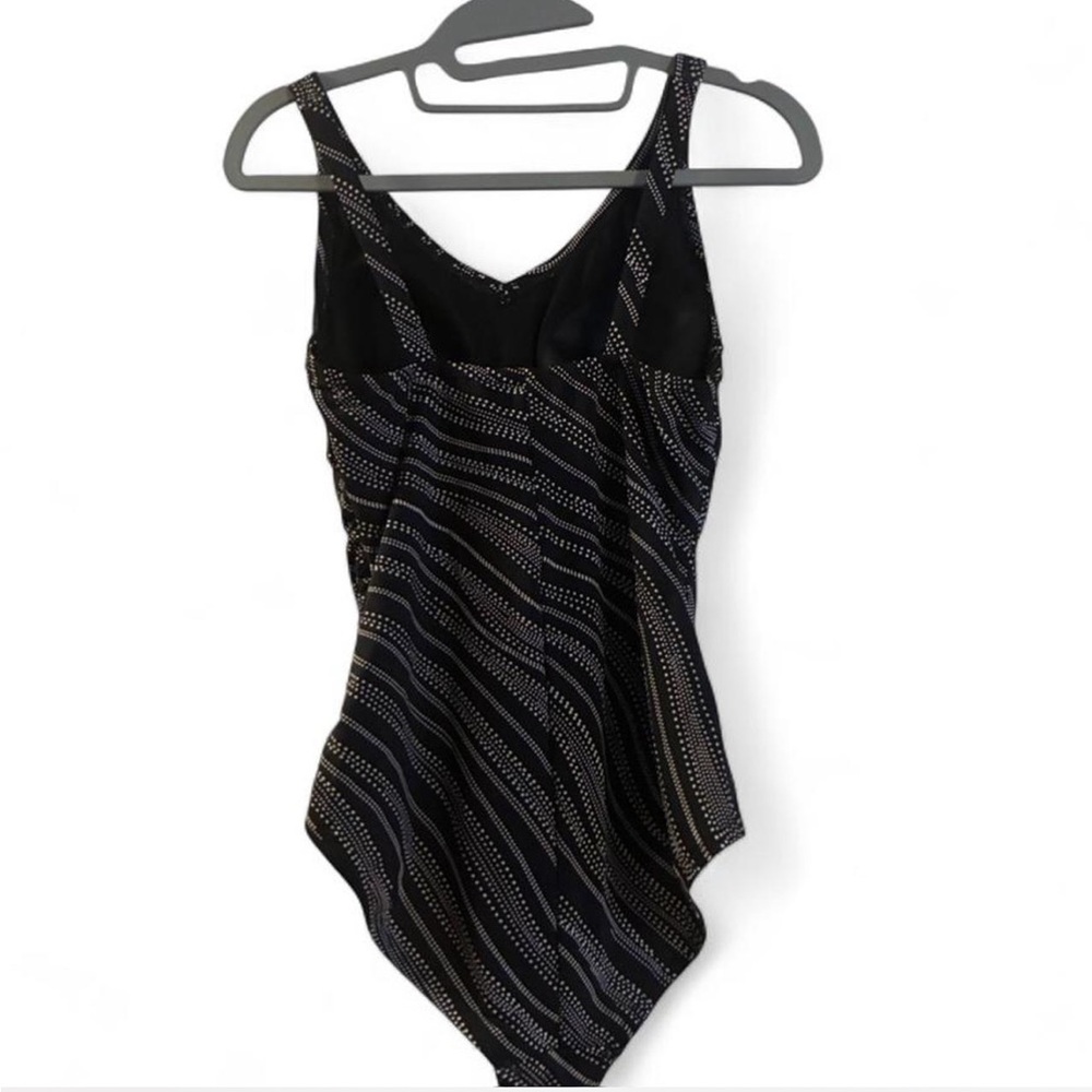 Women’s black and white one piece speedo bathing suit size 12 - Picture 3 of 5